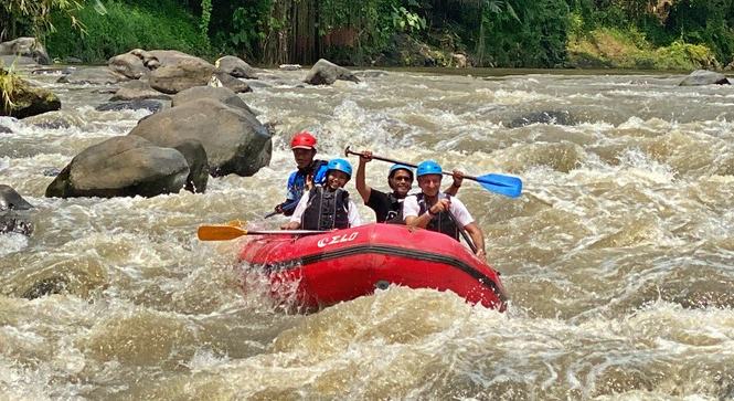 elo river rafting