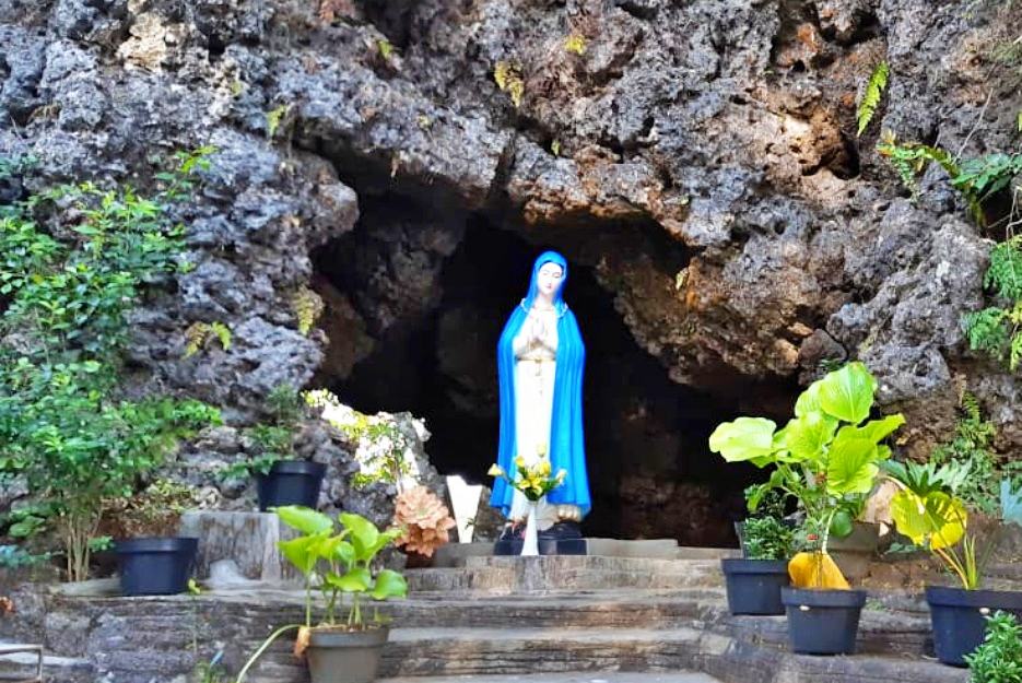 lawangsih mary cave