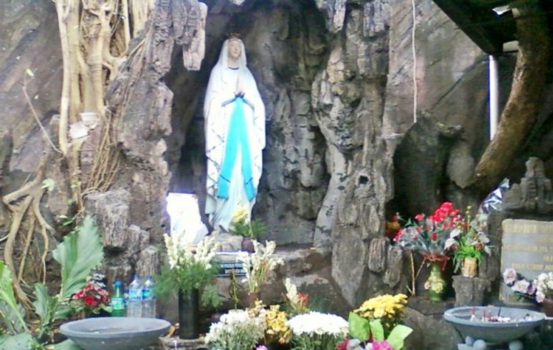 mojosongo mary cave