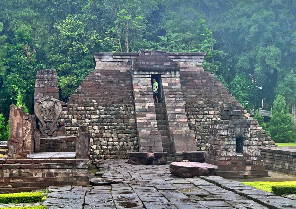sukuh temple