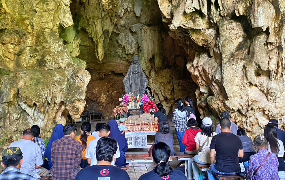 tritis mary cave