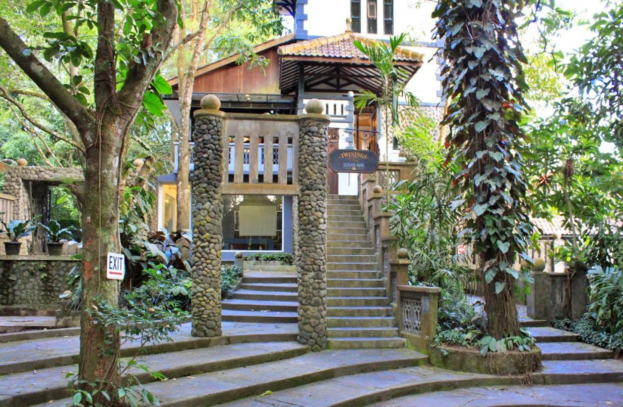 ullen sentalu museum